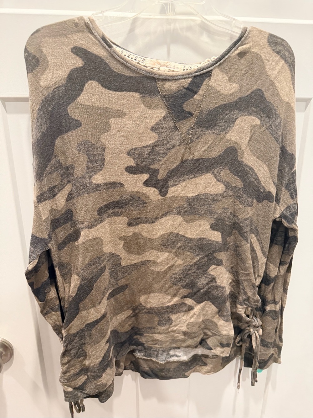 Rewind Camo Dolman Sleeve Ruched Drawstring Top Large